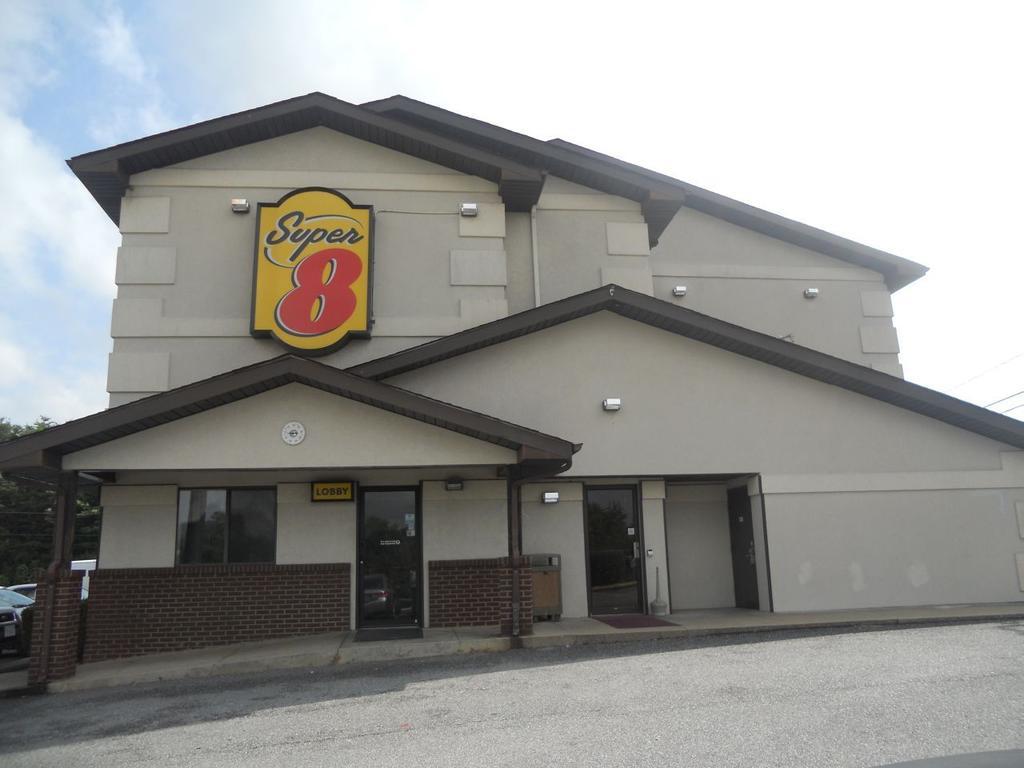 Hotel Super 8 By Wyndham Lexington Va Exterior foto